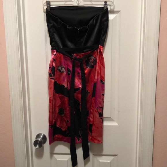 BCX Black & Red Floral satin tube mini dress - Picture 2 of 6